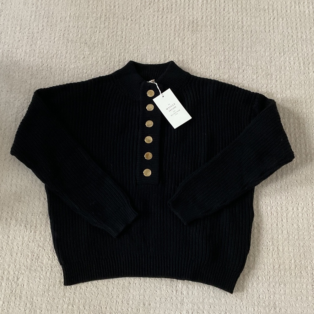 NWT Sezane Sweater with gold buttons size L Black